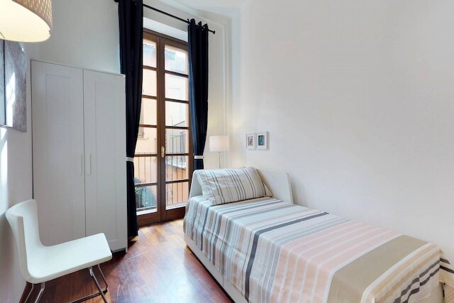 ファッション ディストリクト アパートメント