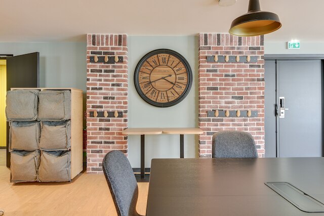 スチューデント ファクトリー ニース ガール シュッド