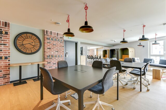 スチューデント ファクトリー ニース ガール シュッド