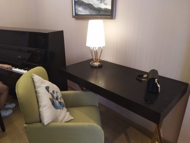 マンハッタン ランゲ アパートメント (富力東山新天地)