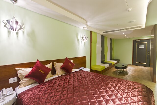 シュルリアル モーテル - シンジュン ブランチ