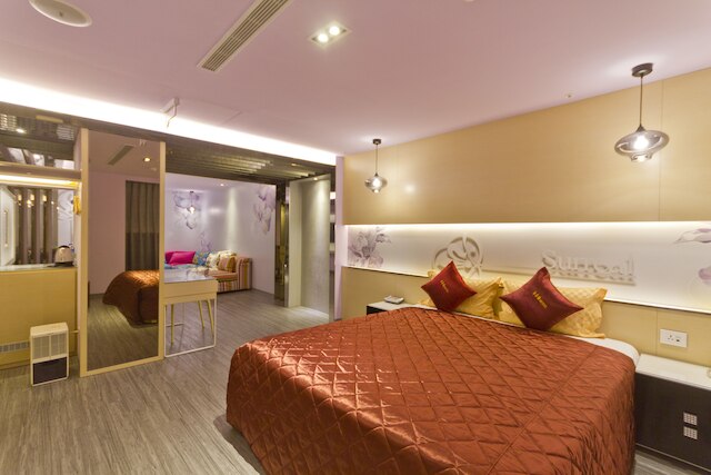 シュルリアル モーテル - シンジュン ブランチ