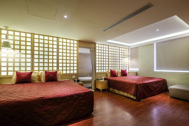 シュルリアル モーテル - シンジュン ブランチ