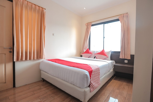 キャピタル O 141 ファトマワティ コージー レジデンス