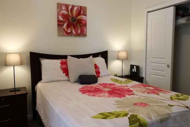 6 ベッドルーム 4 バス ホーム イン ウィンザー ヒルズ バイ CV-2534