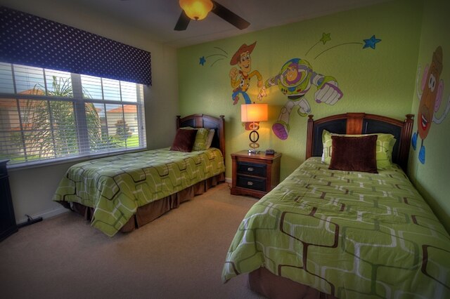 6 ベッドルーム 4 バス ホーム イン ウィンザー ヒルズ バイ CV-2579