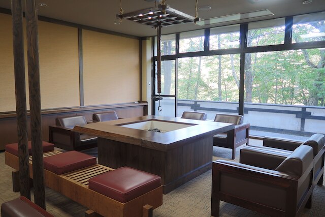 深山の庵 いわい