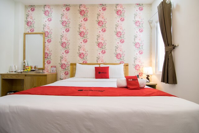 レッドドアーズ プラス ニア タン ソン ニャット エアポート 2