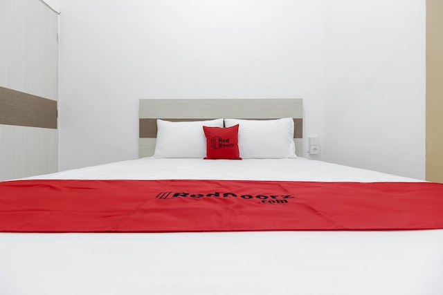 レッドドアーズ ニア パレンバン トレード センター