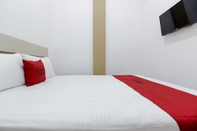 レッドドアーズ ニア パレンバン トレード センター