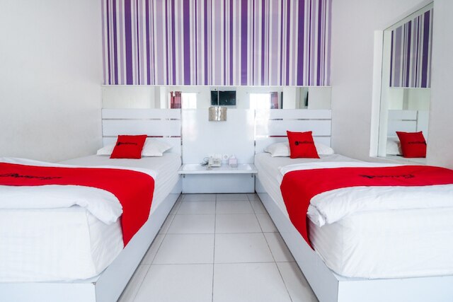 レッドドアーズ ニア ターミナル バトゥ アンパー