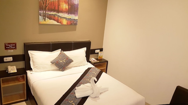 サンライズ ホテル ジョンボル