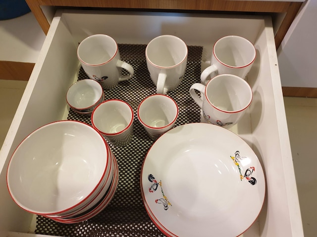 コスミー タングリン アパートメント