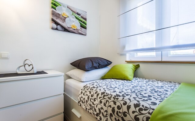 アパートマニ ティナ