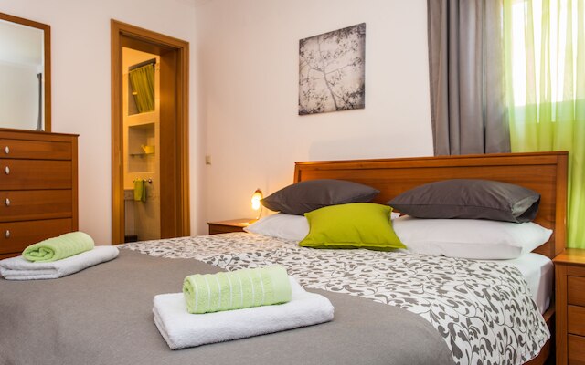 アパートマニ ティナ