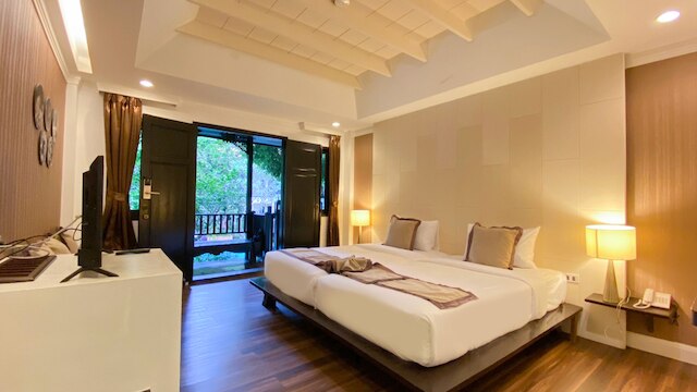 B2スーテップナイトマーケットプレミアリゾート