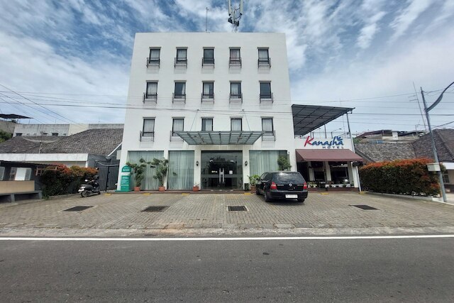 カナシャ イスラミ