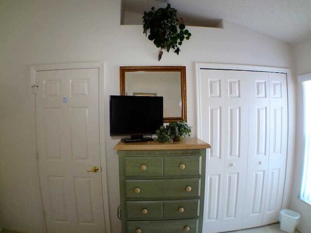 4 ベッドルーム 3 バス ホーム イン インディアン クリーク バイ CV-2675