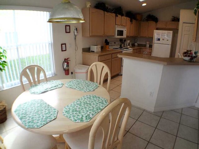 4 ベッドルーム 3 バス ホーム イン インディアン クリーク バイ CV-2675