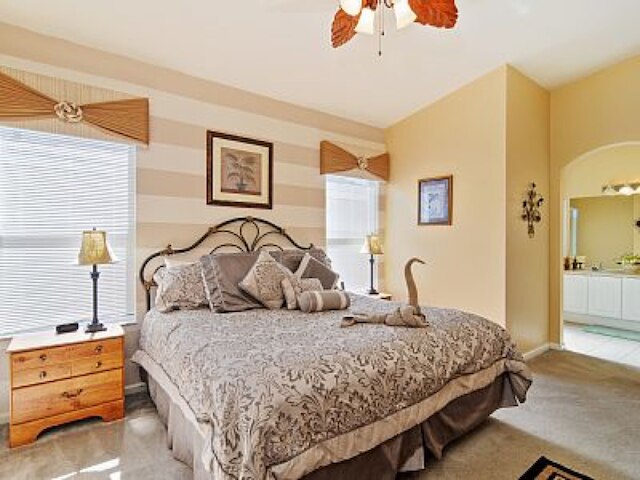 4 ベッドルーム 3 バス ホーム イン ウィンザー パームス バイ CV-8115