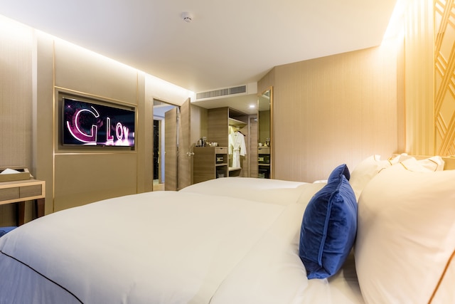 グロー スクンビット 5バイ セントロポリス