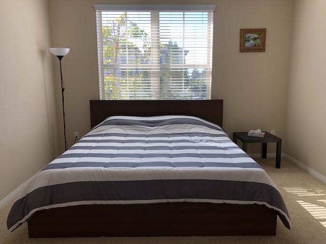 アーバインのスペクトラム センターにあるリゾート スタイルのラグジュアリーなベッドルーム 2 室、スイート