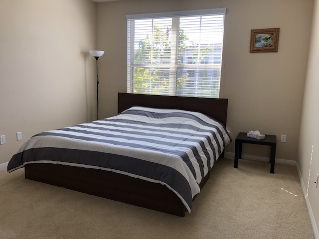 アーバインのスペクトラム センターにあるリゾート スタイルのラグジュアリーなベッドルーム 2 室、スイート