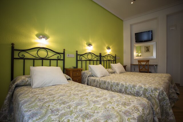 アヴァ ルームズ