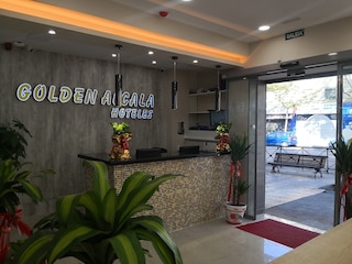 ホスタル ゴールデン アルカラ