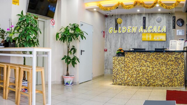ホスタル ゴールデン アルカラ