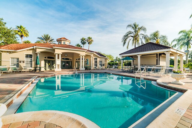 Ov1992 - エメラルド アイランド - 3 ベッド 2.5 バス タウンホーム