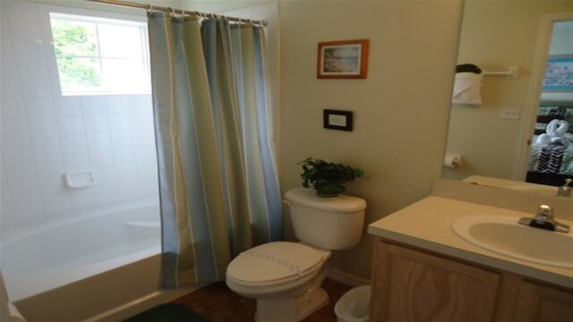 Ov1992 - エメラルド アイランド - 3 ベッド 2.5 バス タウンホーム