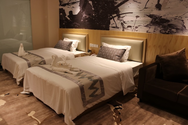 サン モリッツ ビジネス ホテル