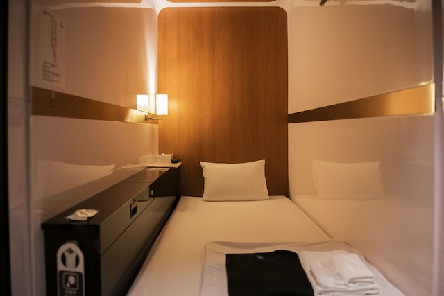 ファーストキャビン市ヶ谷