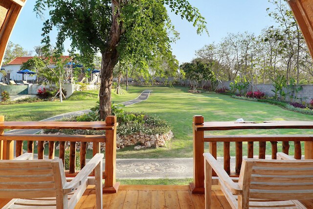 ブカル サリ ヴィラス ウルワツ