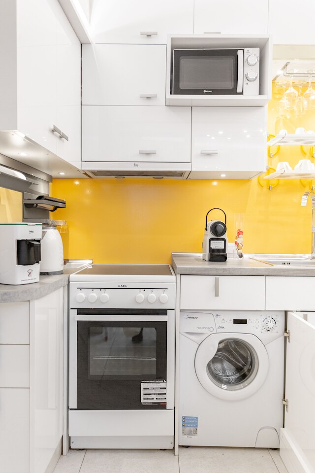 アクロポリス スイーツ 2 - ホェア エルス イン アテネ