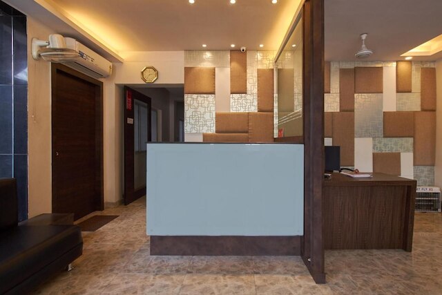 ホテル クレスト イン