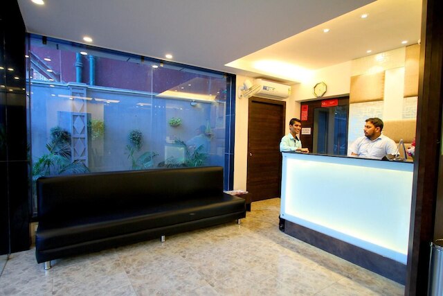 ホテル クレスト イン