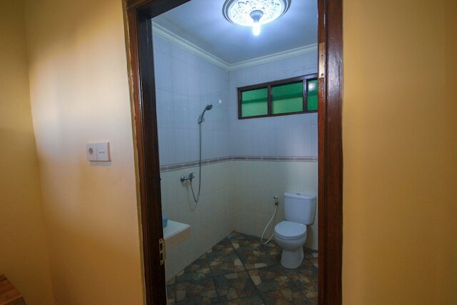 プラメワリ ホームステイ