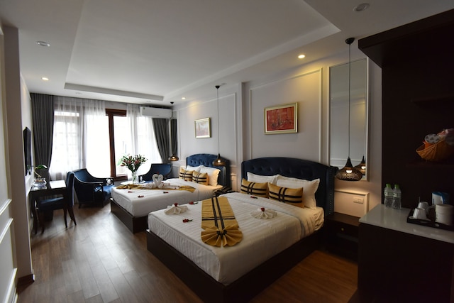 S セントラル ホテル & スパ