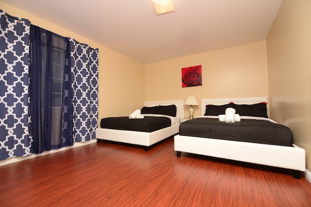 ハリウッド ラグジュアリー ダブル ベッドルームス