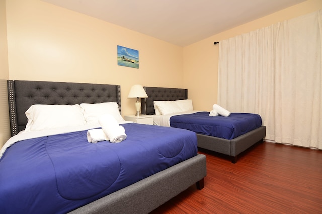 ハリウッド ラグジュアリー ダブル ベッドルームス