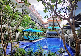 クメール マンション レジデンス