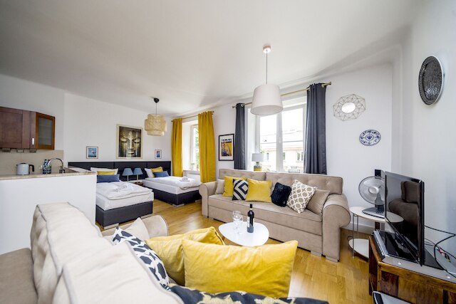 アパルタメント ノビ シフィアト バイ ユア フリーダム