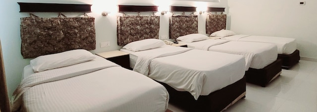 シグネチャー イン デイラ - 無料駐車場