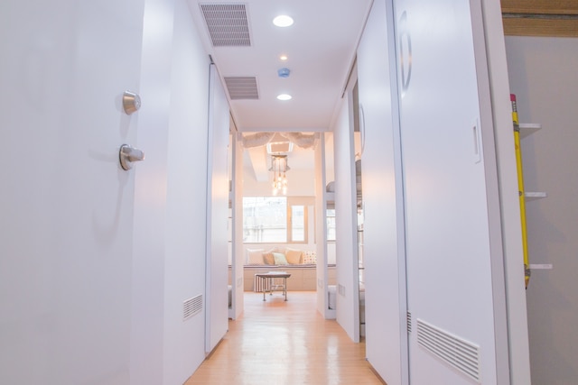 メイ ルームズ台北メイン ステーション (五月家北車館)- ホステル