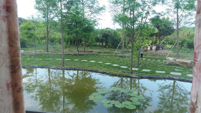 ジハク ホームステイ (吉哈克莊園民宿)