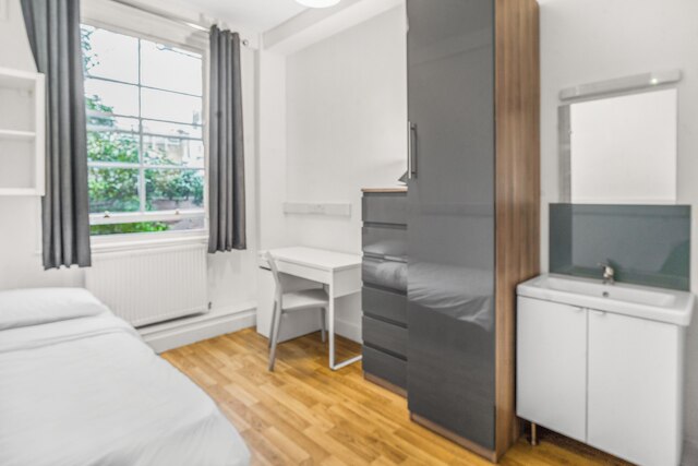 ボウデン・コート - ホステル