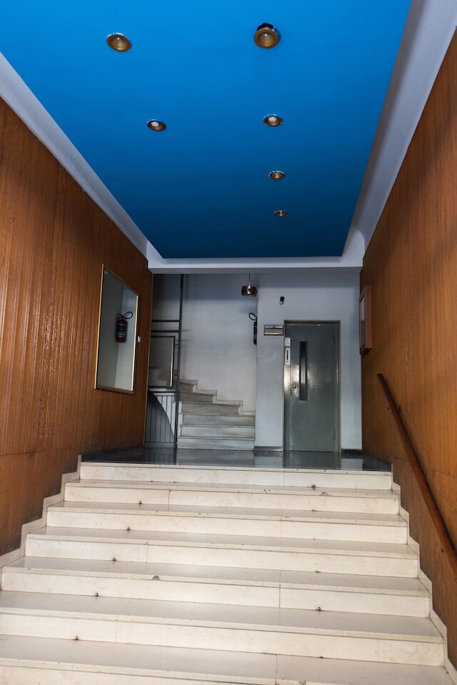 ガーデン セントラル アティニアン アパートメンツ