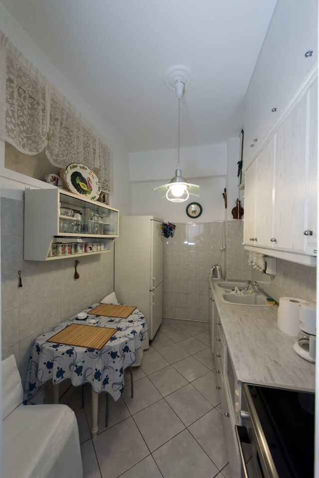 ガーデン セントラル アティニアン アパートメンツ